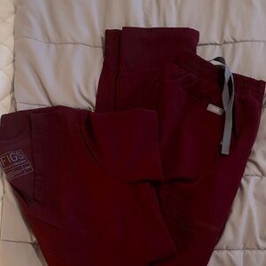 Figs Maroon set